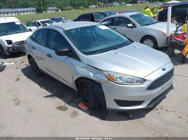 1FADP3E27JL312220 2018 FORD FOCUS - Image 1
