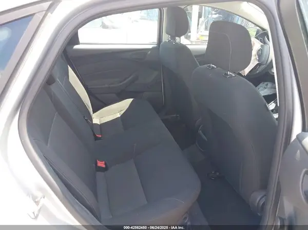 1FADP3E27JL312220 2018 FORD FOCUS - Image 8