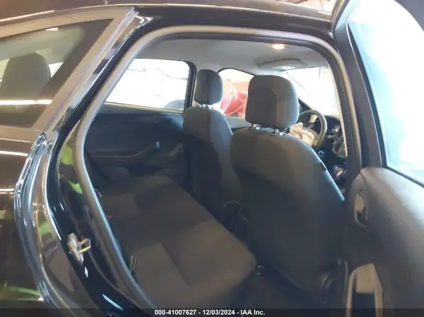 1FADP3E27JL313643 2018 FORD FOCUS - Image 8