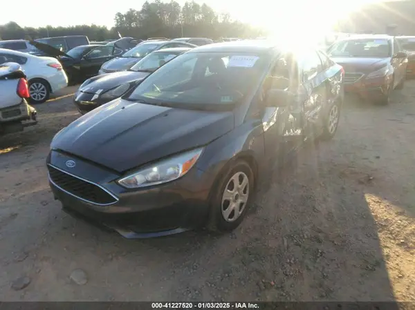 1FADP3E28GL228447 2016 FORD FOCUS - Image 2