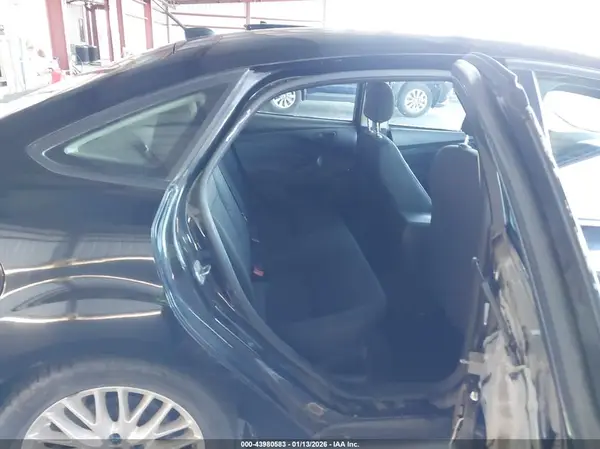 1FADP3E28GL234586 2016 FORD FOCUS - Image 8