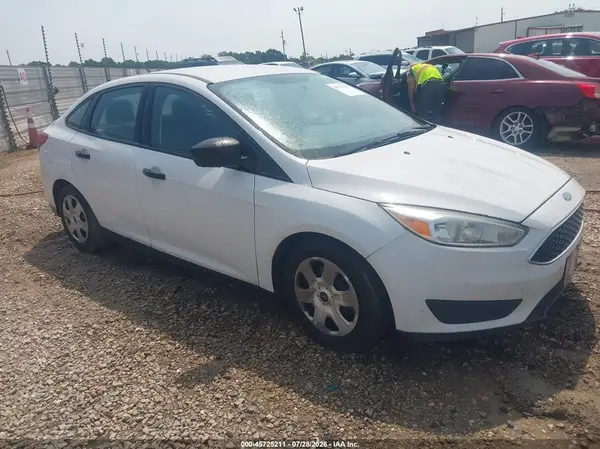 1FADP3E28GL236578 2016 FORD FOCUS - Image 1