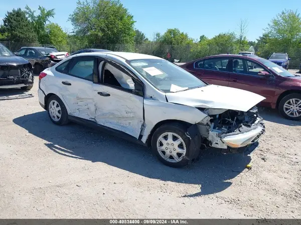 1FADP3E28GL266180 2016 FORD FOCUS - Image 1