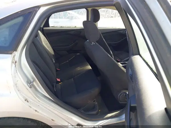 1FADP3E28GL311229 2016 FORD FOCUS - Image 8