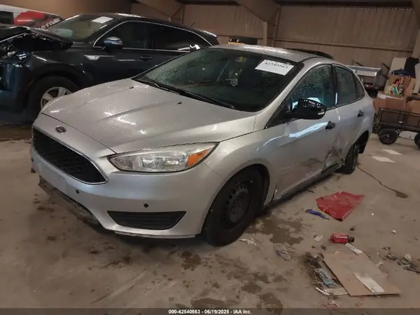 1FADP3E28GL322327 2016 FORD FOCUS - Image 2