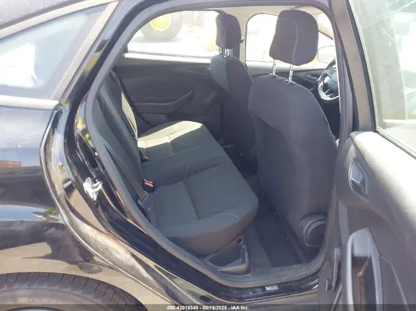 1FADP3E28GL325034 2016 FORD FOCUS - Image 8
