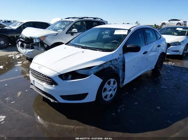 1FADP3E28GL339449 2016 FORD FOCUS - Image 2