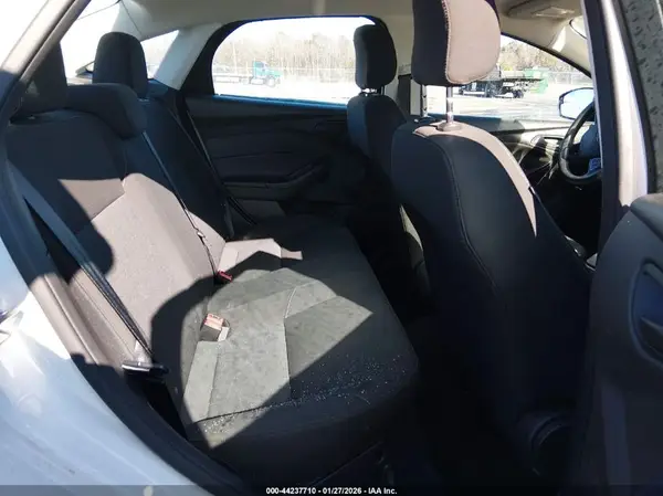 1FADP3E28GL339449 2016 FORD FOCUS - Image 8