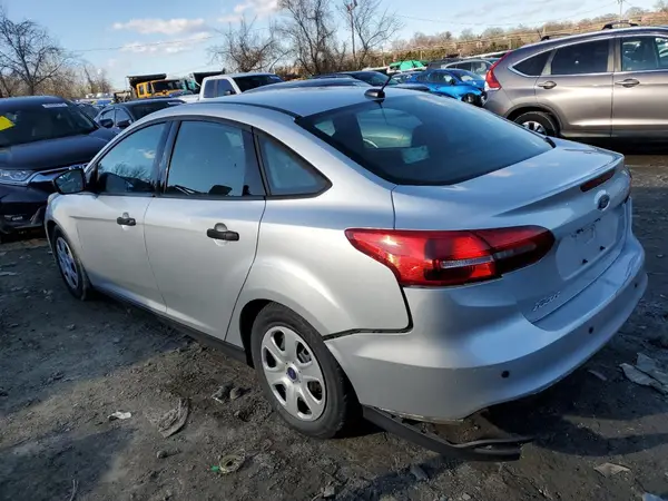 1FADP3E28GL349057 2016 FORD FOCUS - Image 2