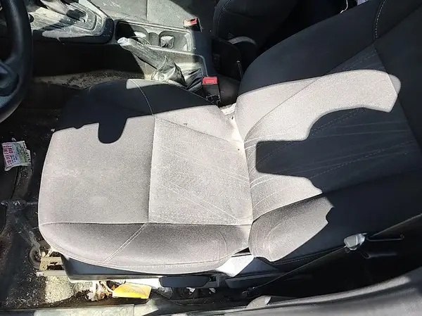 1FADP3E28GL373679 2016 FORD FOCUS - Image 2
