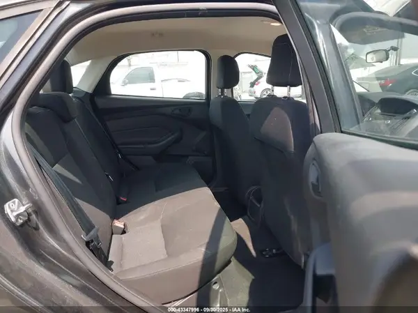 1FADP3E28GL384343 2016 FORD FOCUS - Image 8