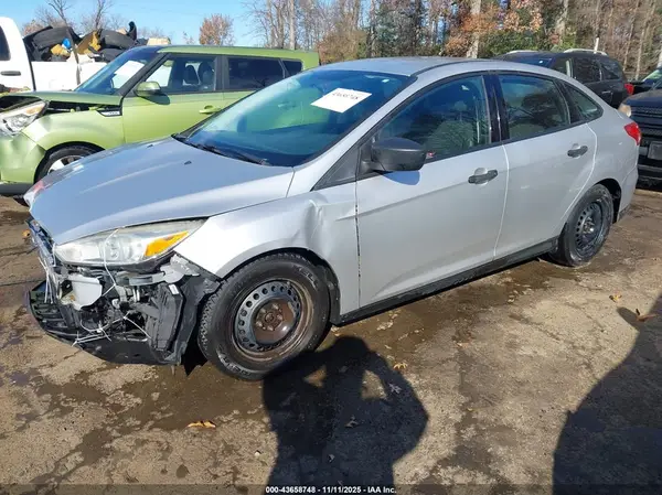 1FADP3E28GL385931 2016 FORD FOCUS - Image 2