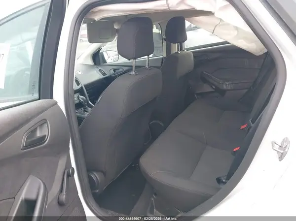 1FADP3E28HL208944 2017 FORD FOCUS - Image 8