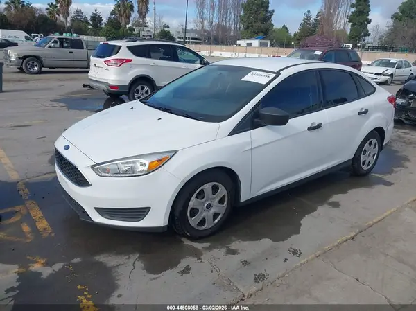1FADP3E28HL211438 2017 FORD FOCUS - Image 2