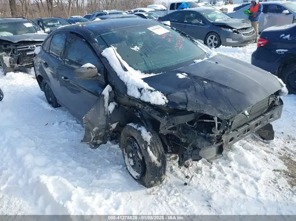 1FADP3E28HL221418 2017 FORD FOCUS - Image 1