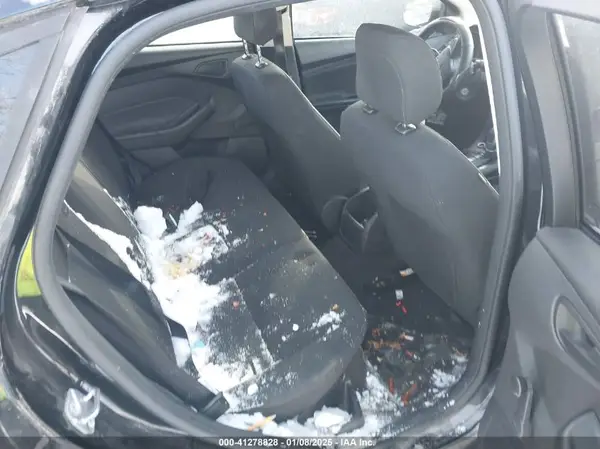 1FADP3E28HL221418 2017 FORD FOCUS - Image 8