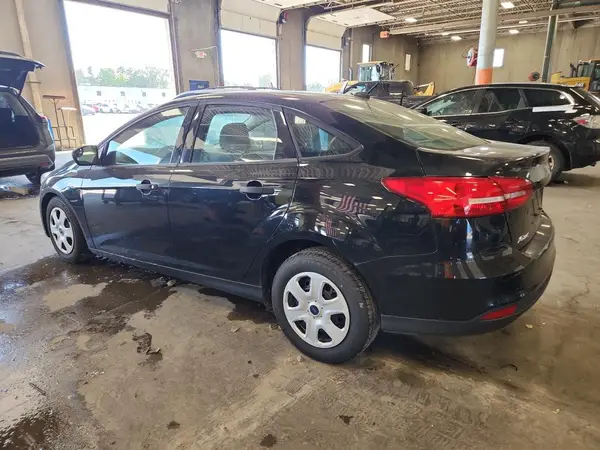 1FADP3E28HL257884 2017 FORD FOCUS - Image 2
