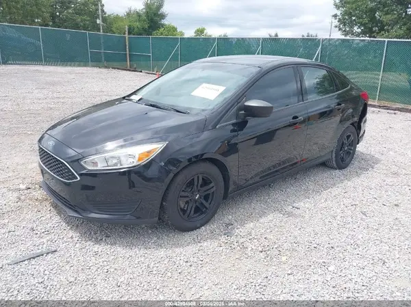 1FADP3E28HL328212 2017 FORD FOCUS - Image 2