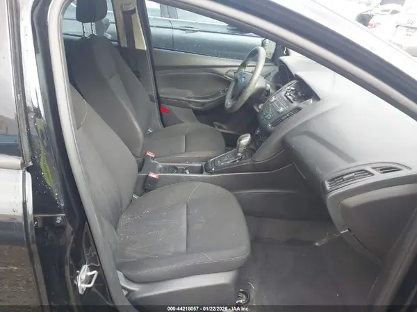 1FADP3E28HL338481 2017 FORD FOCUS - Image 8