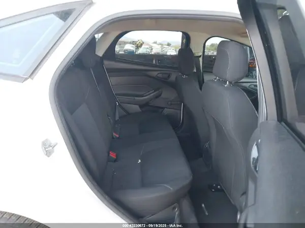 1FADP3E28JL202194 2018 FORD FOCUS - Image 8