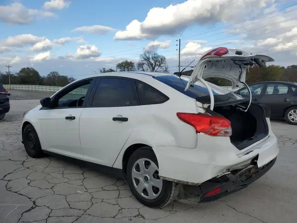 1FADP3E28JL228505 2018 FORD FOCUS - Image 2