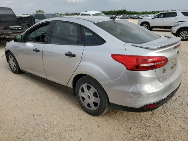 1FADP3E28JL229363 2018 FORD FOCUS - Image 2
