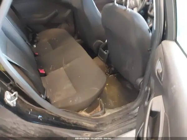 1FADP3E28JL268647 2018 FORD FOCUS - Image 8