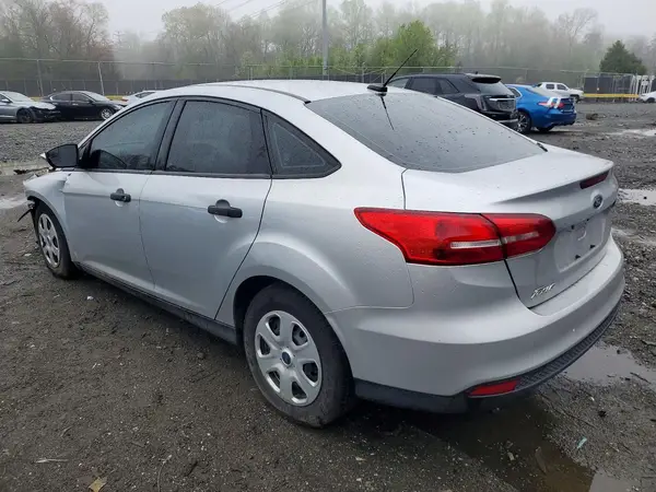1FADP3E28JL269099 2018 FORD FOCUS - Image 2