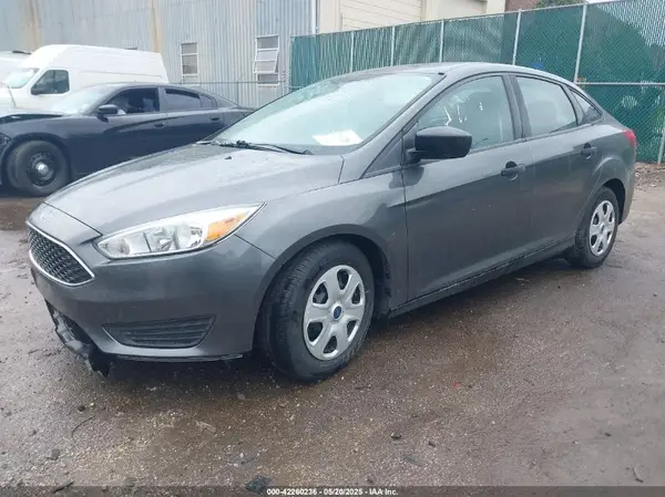 1FADP3E28JL276649 2018 FORD FOCUS - Image 2