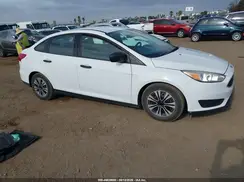 1FADP3E28JL278885 2018 FORD FOCUS