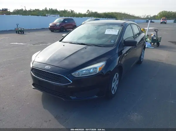 1FADP3E28JL284878 2018 FORD FOCUS - Image 2