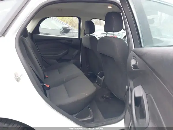 1FADP3E28JL291782 2018 FORD FOCUS - Image 8