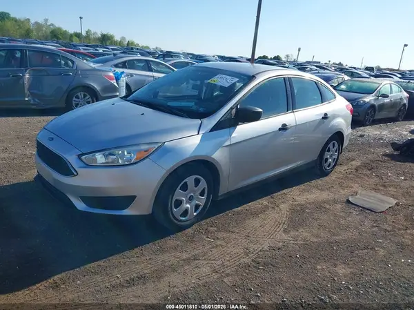 1FADP3E28JL298683 2018 FORD FOCUS - Image 2