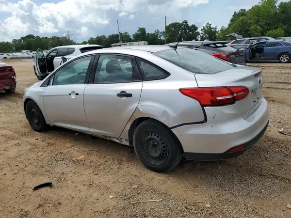 1FADP3E28JL299607 2018 FORD FOCUS - Image 2