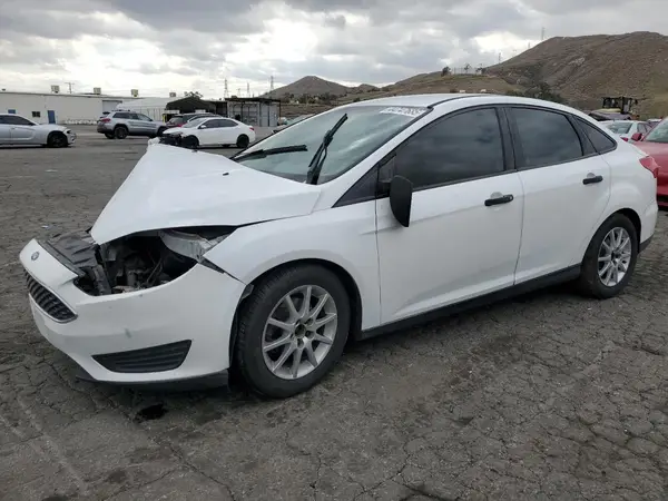 1FADP3E28JL304000 2018 FORD FOCUS - Image 1