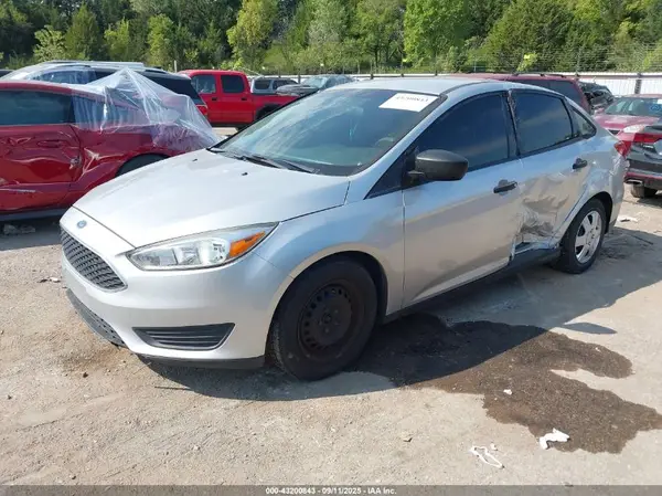 1FADP3E28JL322075 2018 FORD FOCUS - Image 2