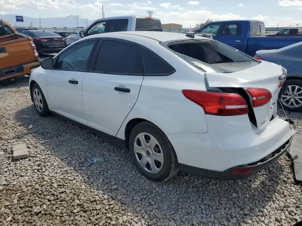 1FADP3E29GL203489 2016 FORD FOCUS - Image 2