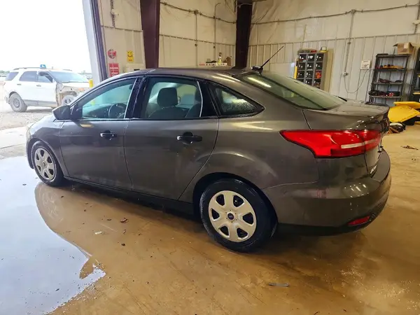 1FADP3E29GL227467 2016 FORD FOCUS - Image 2
