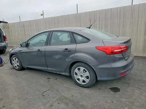 1FADP3E29GL230577 2016 FORD FOCUS - Image 2