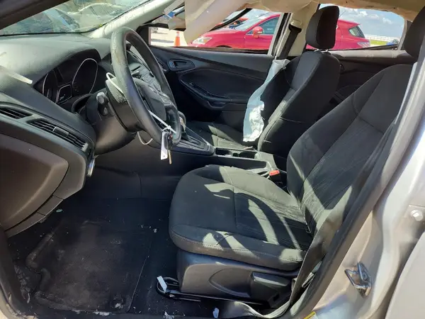 1FADP3E29GL328699 2016 FORD FOCUS - Image 8