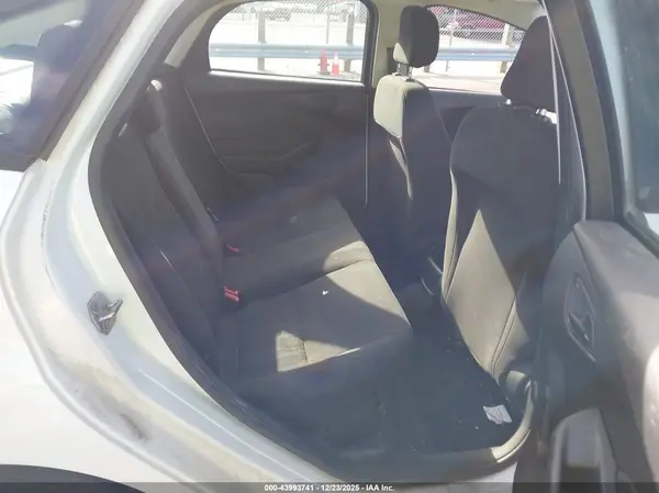 1FADP3E29GL345695 2016 FORD FOCUS - Image 8