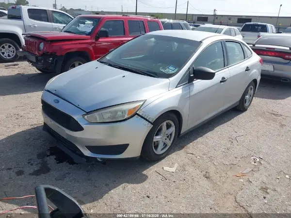 1FADP3E29GL360925 2016 FORD FOCUS - Image 2