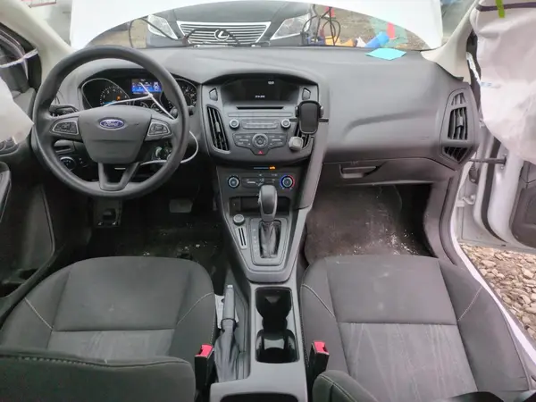 1FADP3E29GL372461 2016 FORD FOCUS - Image 8