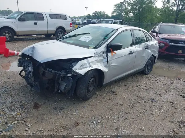 1FADP3E29GL383802 2016 FORD FOCUS - Image 2
