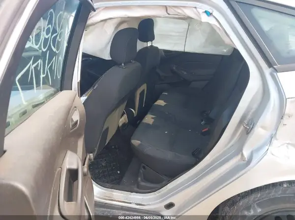 1FADP3E29GL383802 2016 FORD FOCUS - Image 8