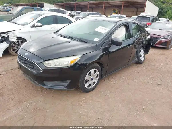 1FADP3E29GL389485 2016 FORD FOCUS - Image 2
