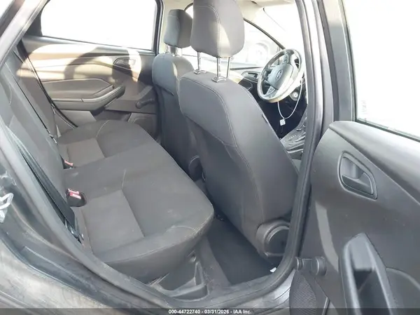 1FADP3E29GL394928 2016 FORD FOCUS - Image 8