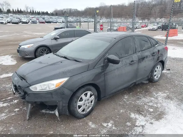 1FADP3E29HL208810 2017 FORD FOCUS - Image 2