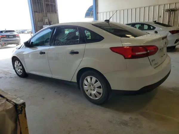 1FADP3E29HL235473 2017 FORD FOCUS - Image 2