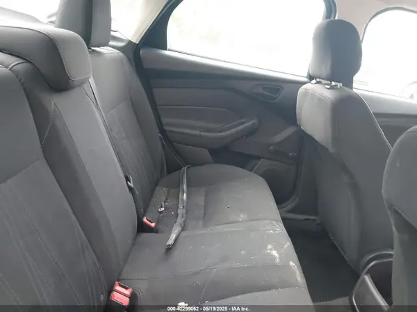 1FADP3E29HL262169 2017 FORD FOCUS - Image 8